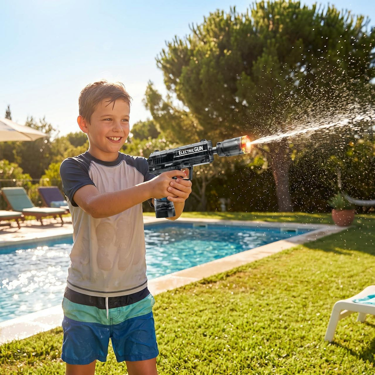 Pistola de agua eléctrica recargable